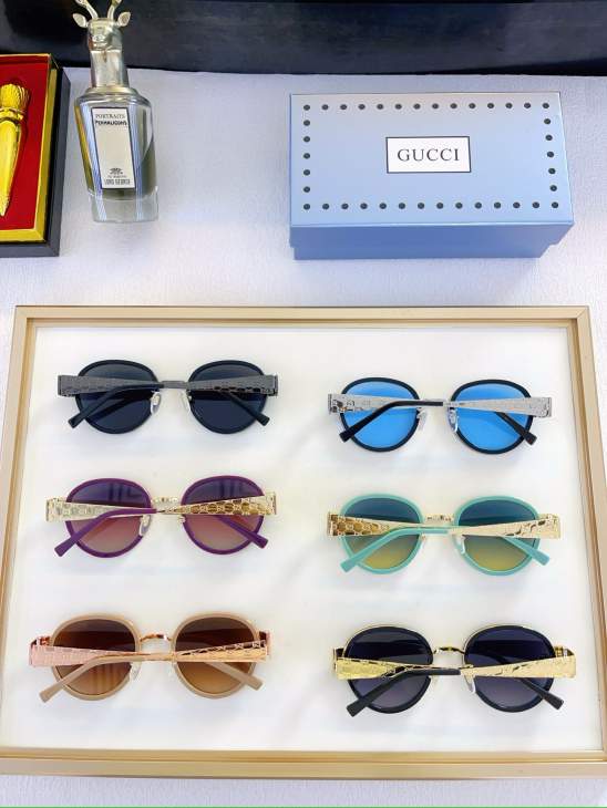 Picture of Gucci Sunglasses _SKUfw80048778fw